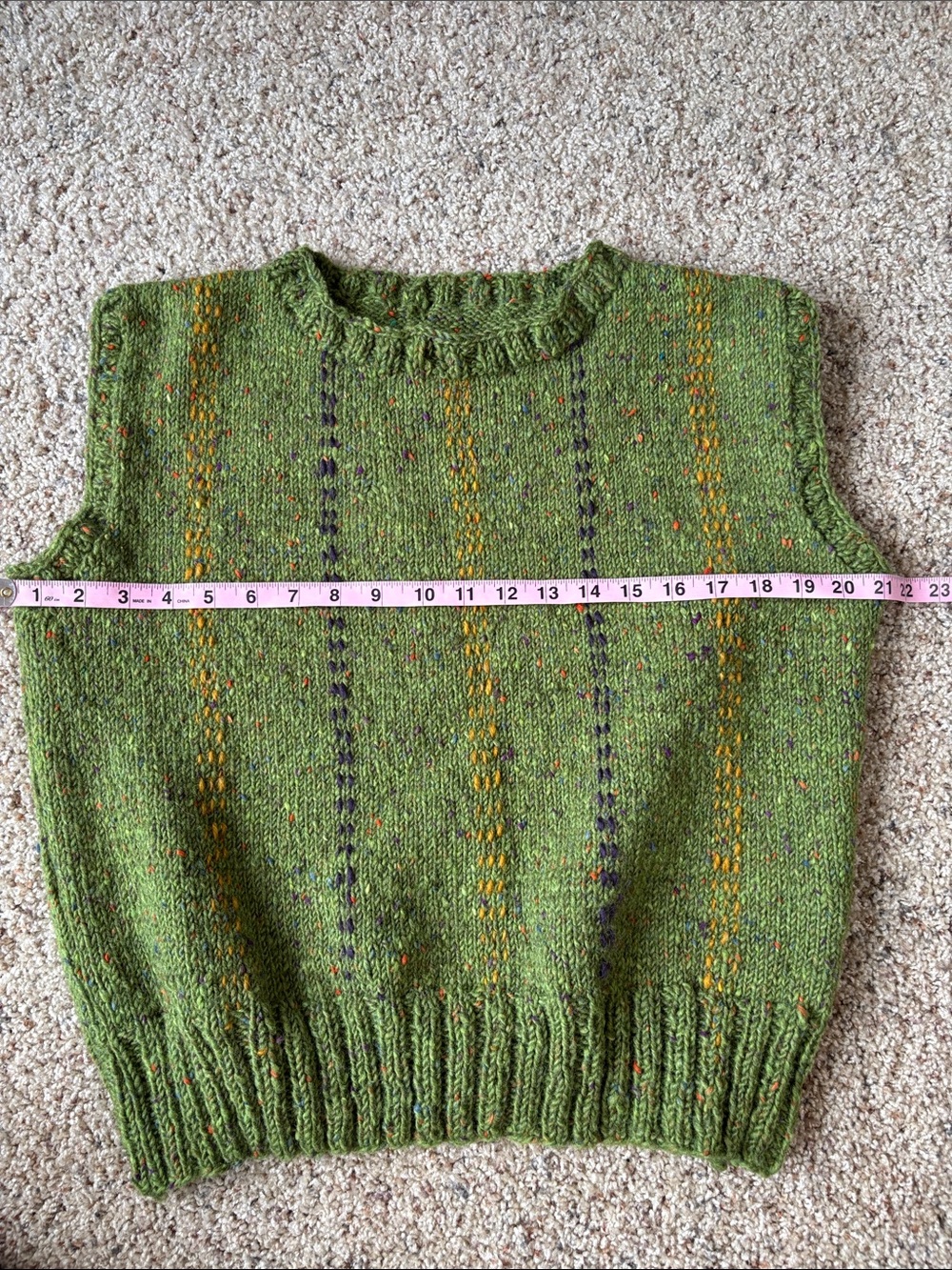 Handmade Green Knit Sleeveless Sweater Vest - Picture 3 of 6